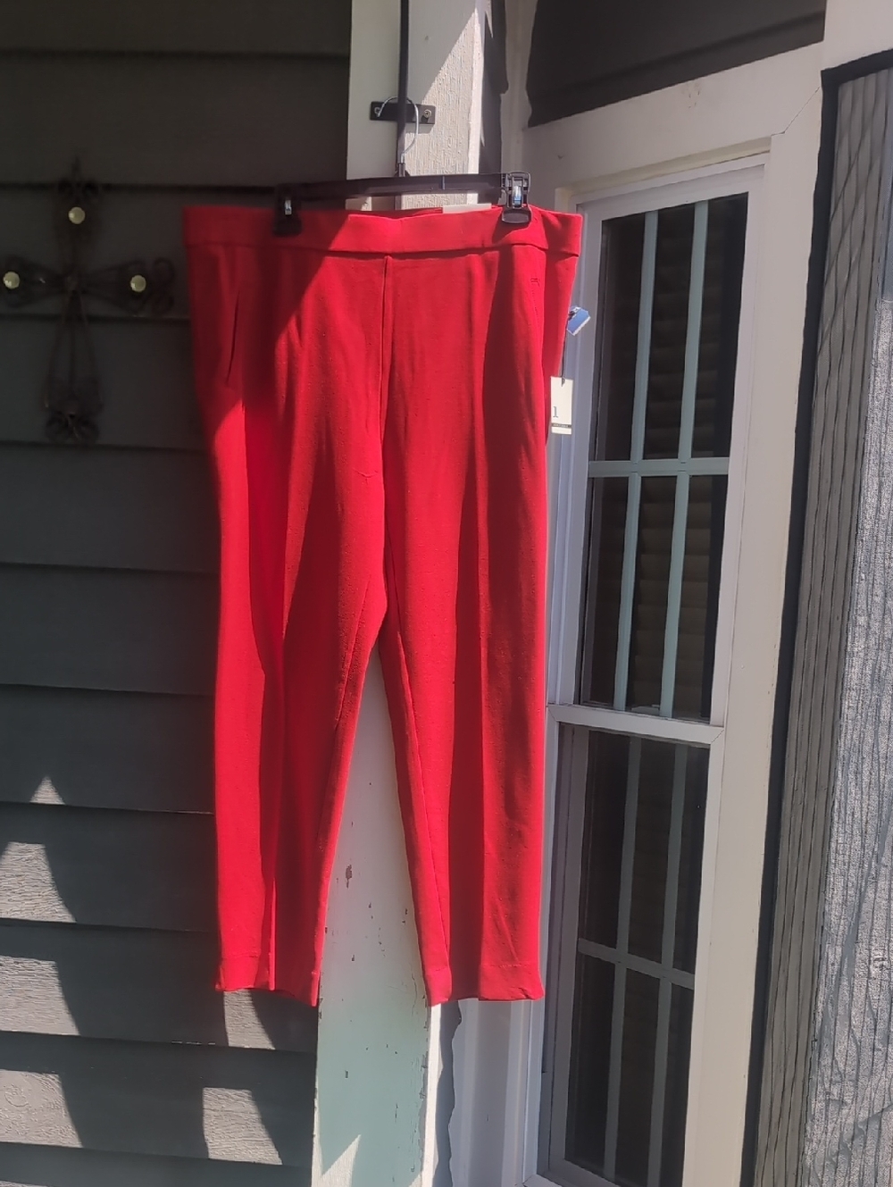 Jules & Leopold Vibrant Red Cropped Straight-Leg Pants